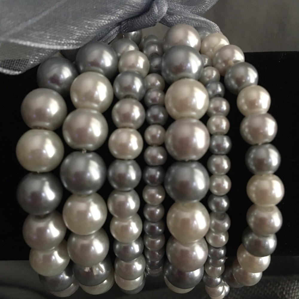 Silver Gray skies bracelet set